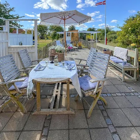 2 Bedroom Stunning In Sæby